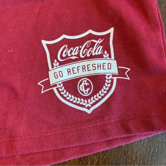 Coca-Cola Junior Love Tribe Coke Collegiate Shorts Size XL - Picture 4 of 8